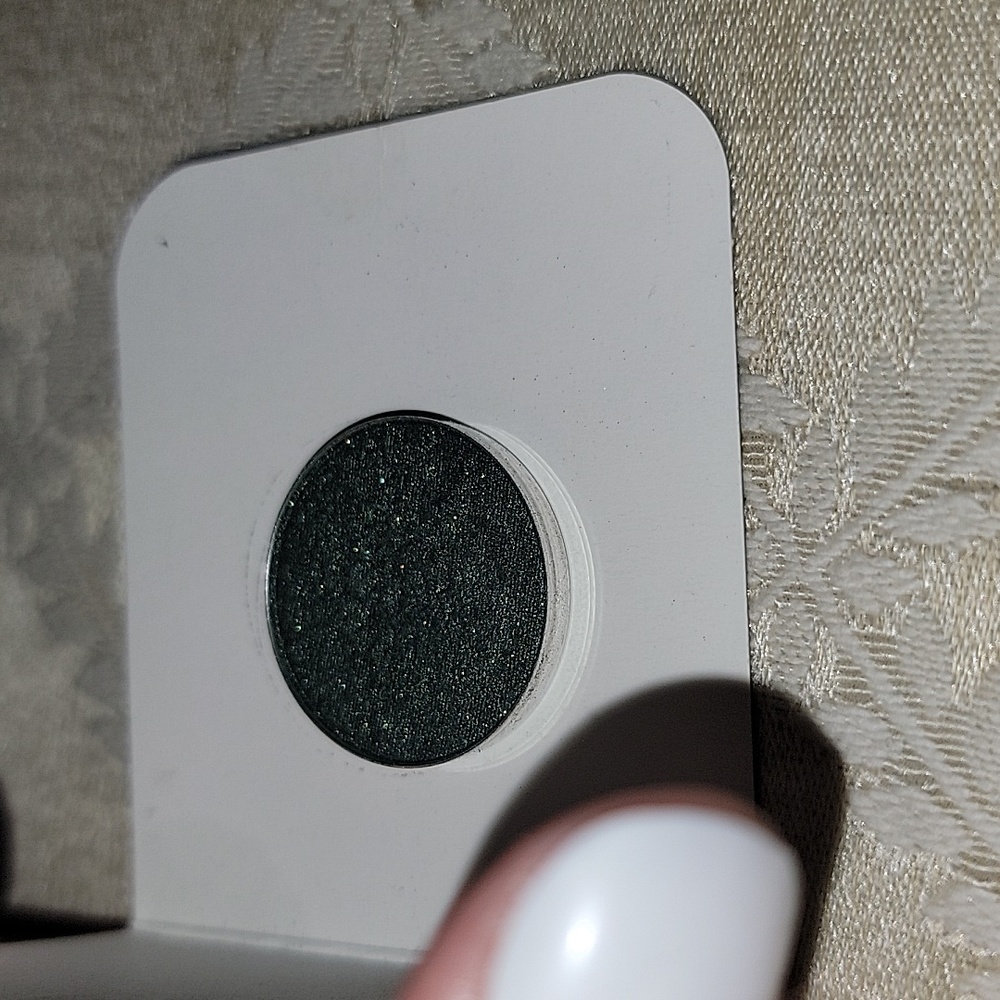 Mac Cosmetics Eye Shadow (Pro Palette Refill Pan) - Picture 7 of 7